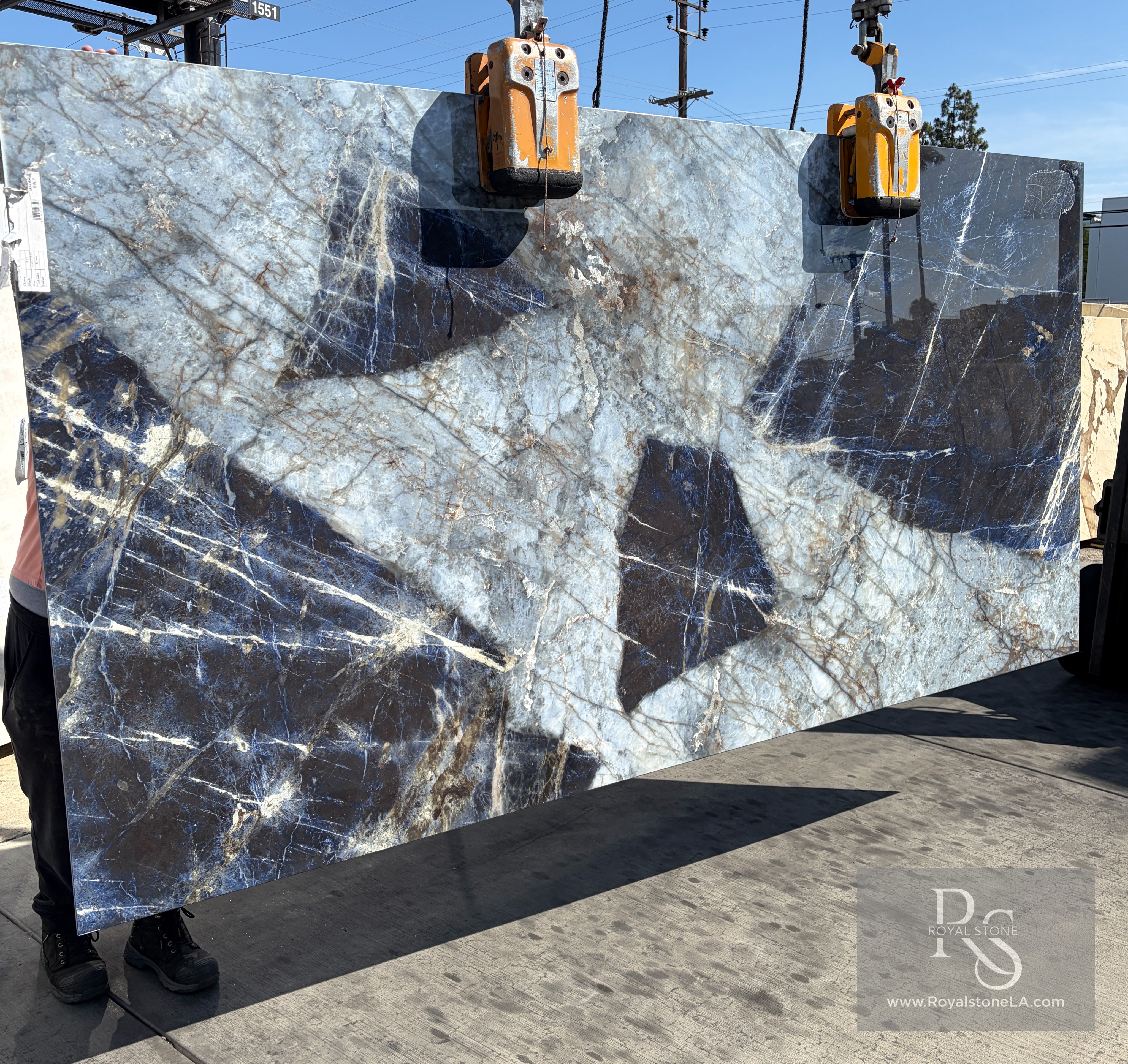 Baobab Sodalite Italian porcelain slab